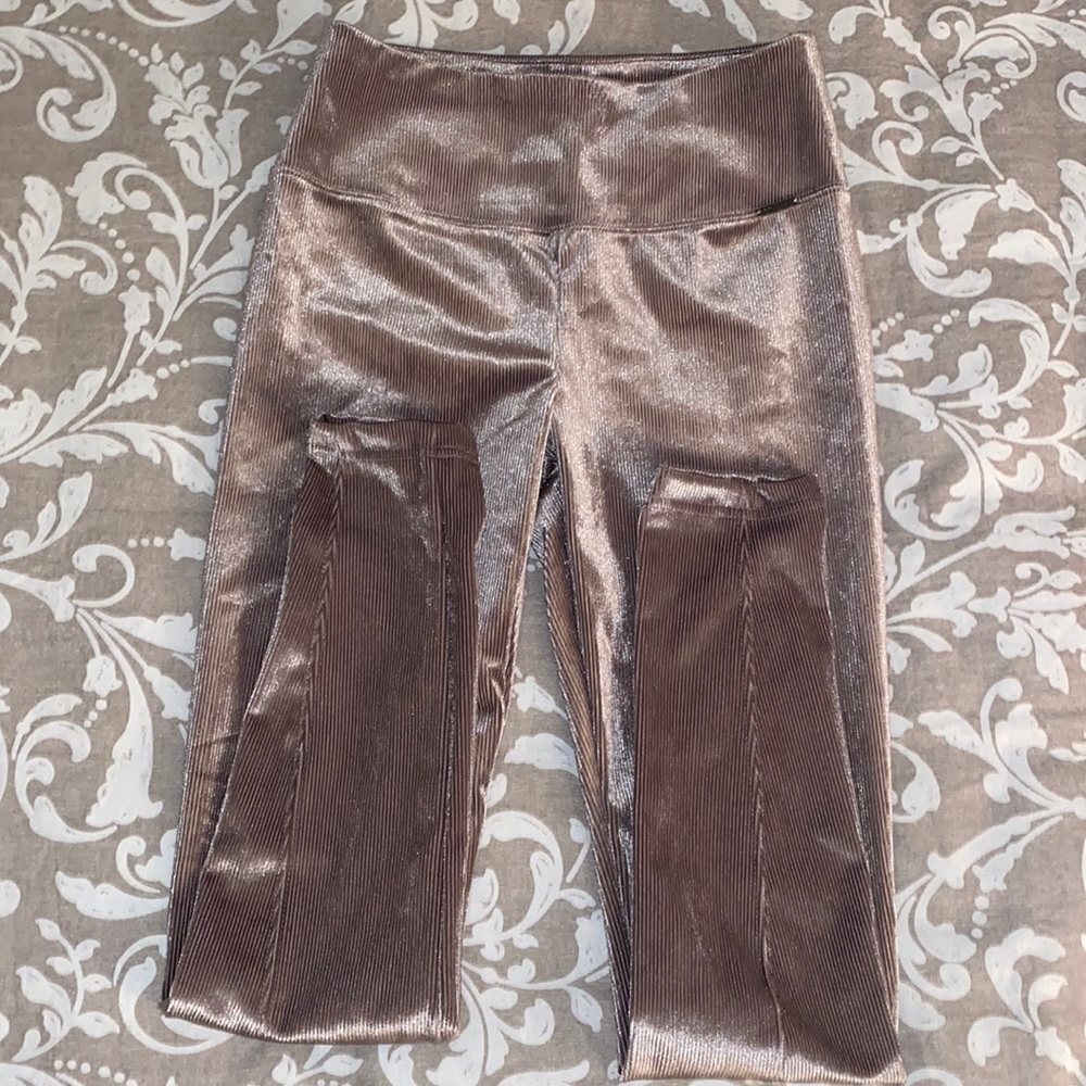 T Tahari high rise ribbed leggings NWT